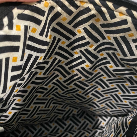 Vera Bradley Black Quilted Crossbody Purse - Picture 8 of 14